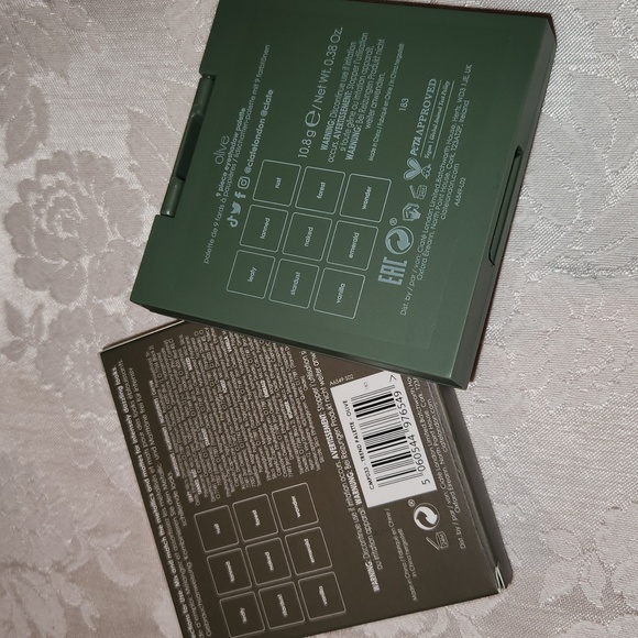 Ciate London Trend Edit Palette "Olive" 9-Pan Eyeshadow Palette - Picture 7 of 8
